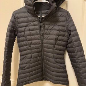 Lulu Pack It Down Jacket - Black